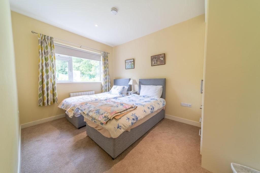 2 Bed Waterfront Property - Close To Courtmacsherry Cork Extérieur photo