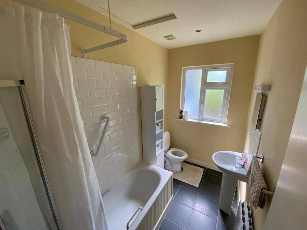2 Bed Waterfront Property - Close To Courtmacsherry Cork Extérieur photo